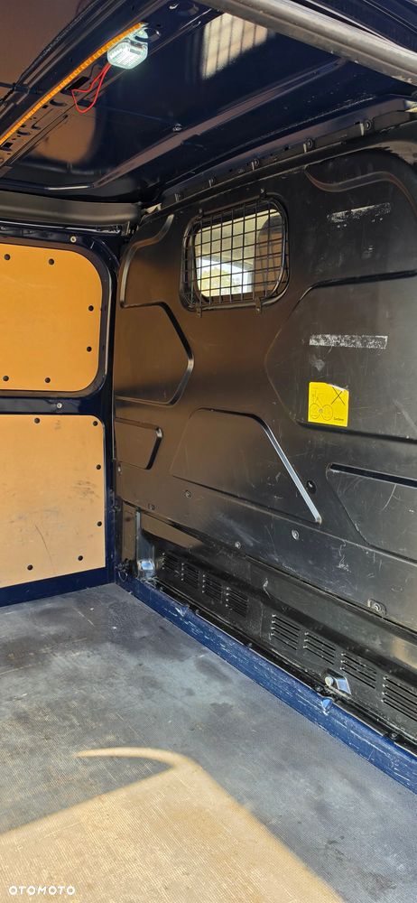 Ford Transit Custom - 19