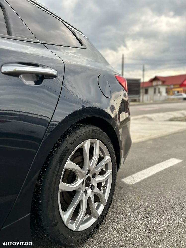 Kia Optima Sportagon 1.7 CRDI DCT Business Supreme - 23