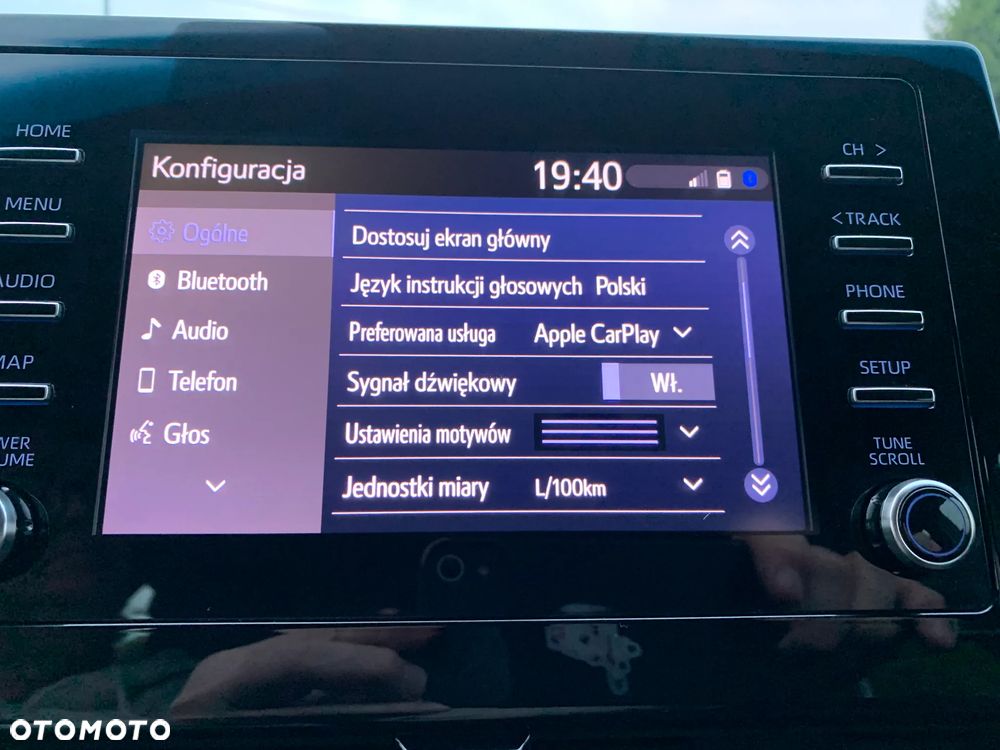 Toyota Camry 2.5 Hybrid Comfort CVT - 35