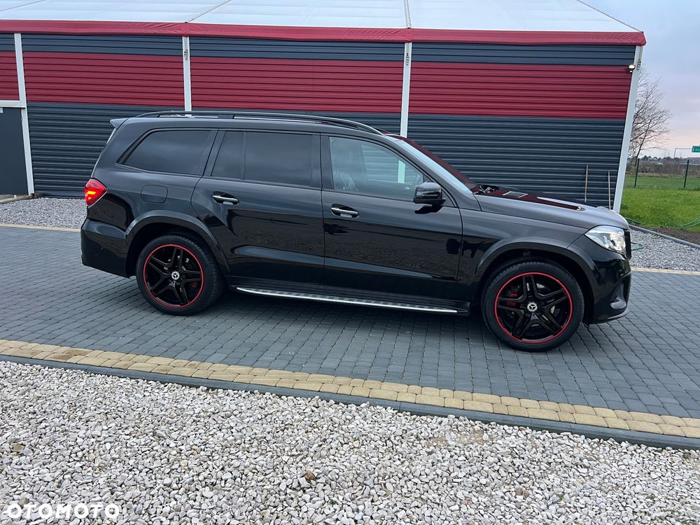 Mercedes-Benz GLS - 4