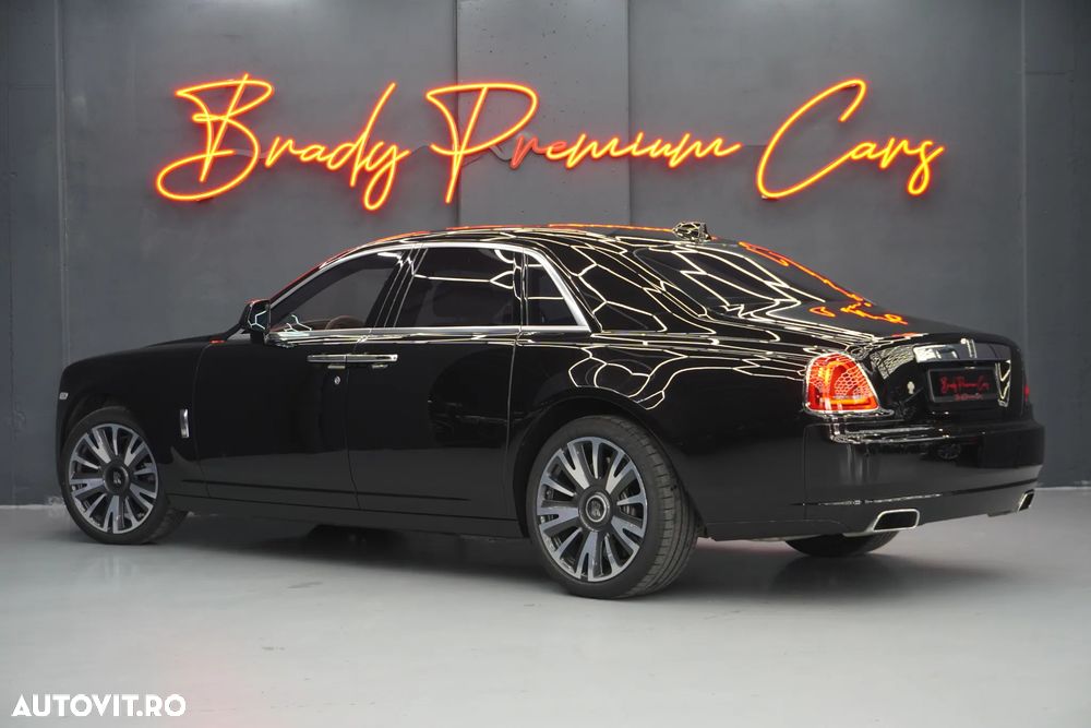Rolls-Royce Ghost - 6