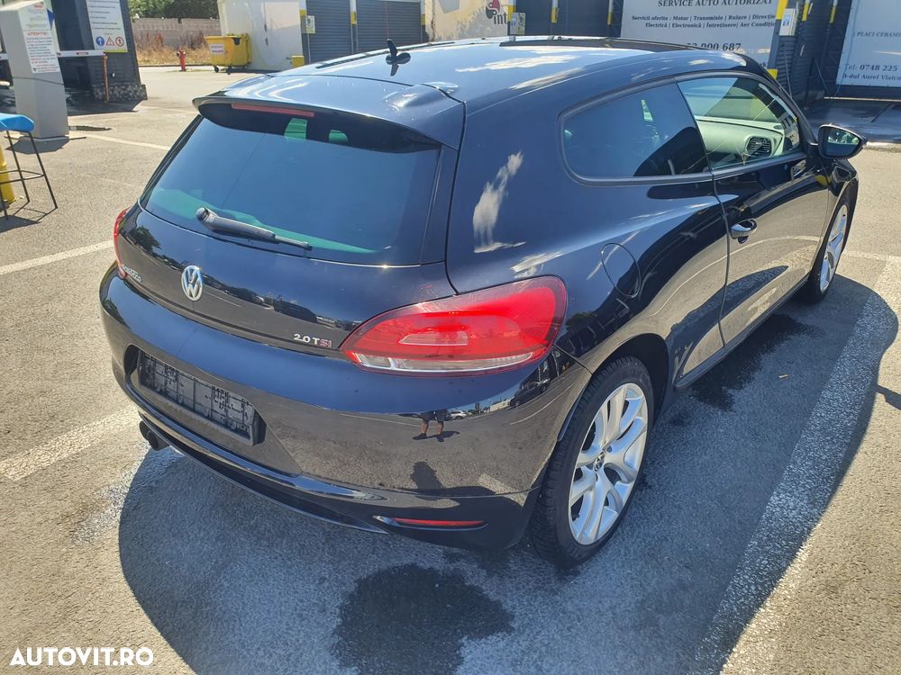 Volkswagen Scirocco 2.0 TSI DSG Edition - 2