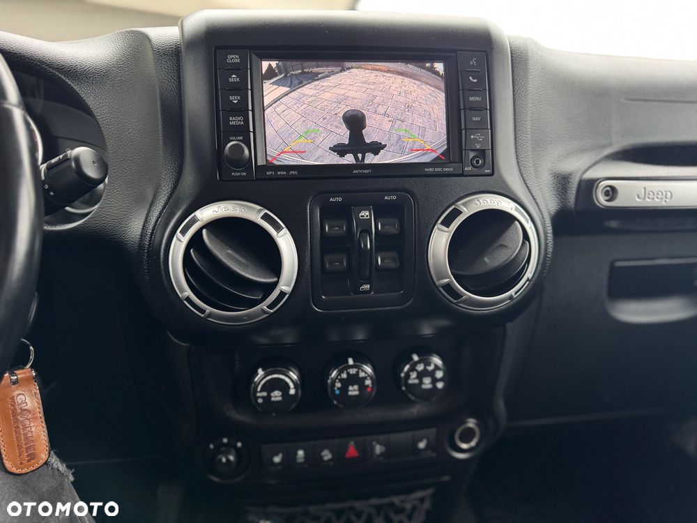 Jeep Wrangler Unlimited 2.8 CRD Automatik Sahara - 39