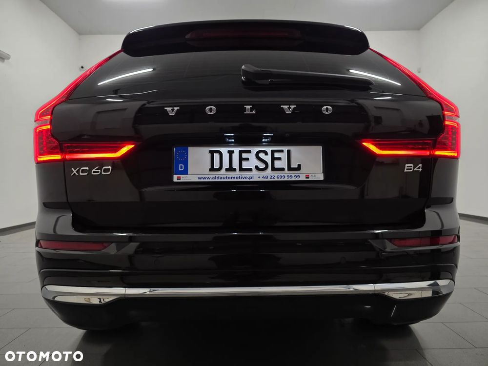 Volvo XC 60 B4 D Inscription - 38