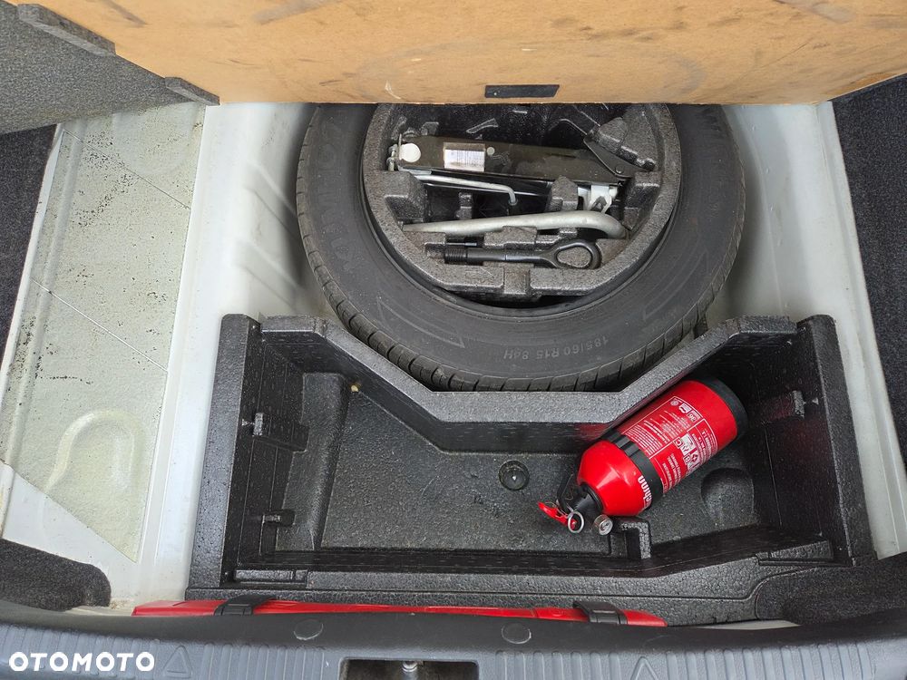 Skoda RAPID 1.4 TDI DPF Ambition - 25