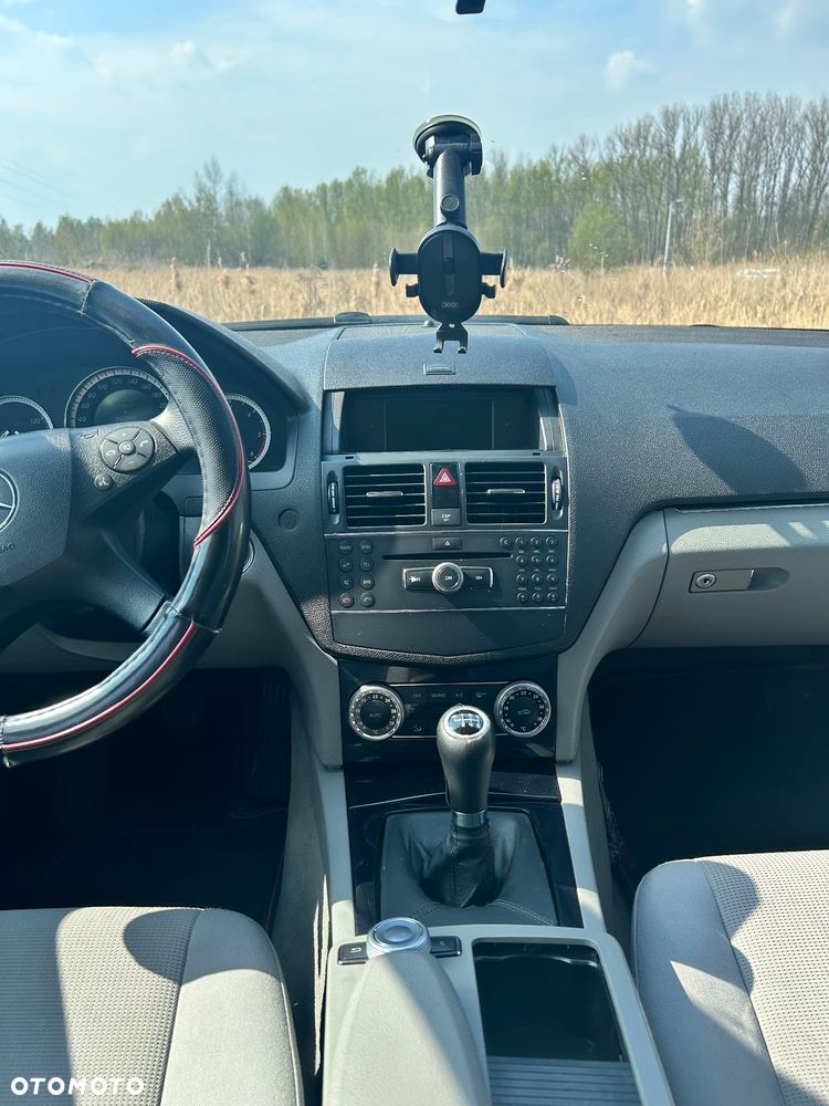 Mercedes-Benz Klasa C 200 CDI Elegance - 8