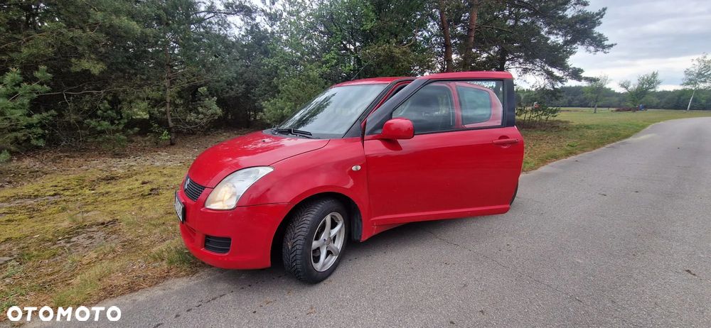 Suzuki Swift 1.3 Club - 26