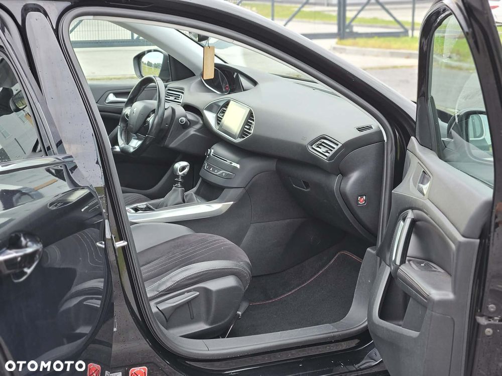 Peugeot 308 1.6 e-HDi Allure S&S - 10