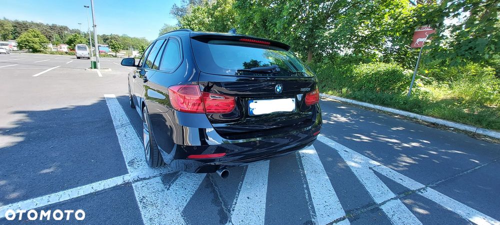 BMW Seria 3 320i - 3