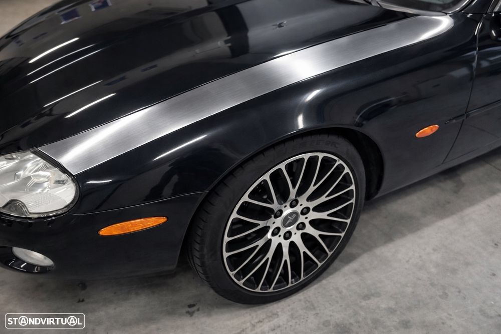 Jaguar XK XK8 4.0 Coupé Sport - 8