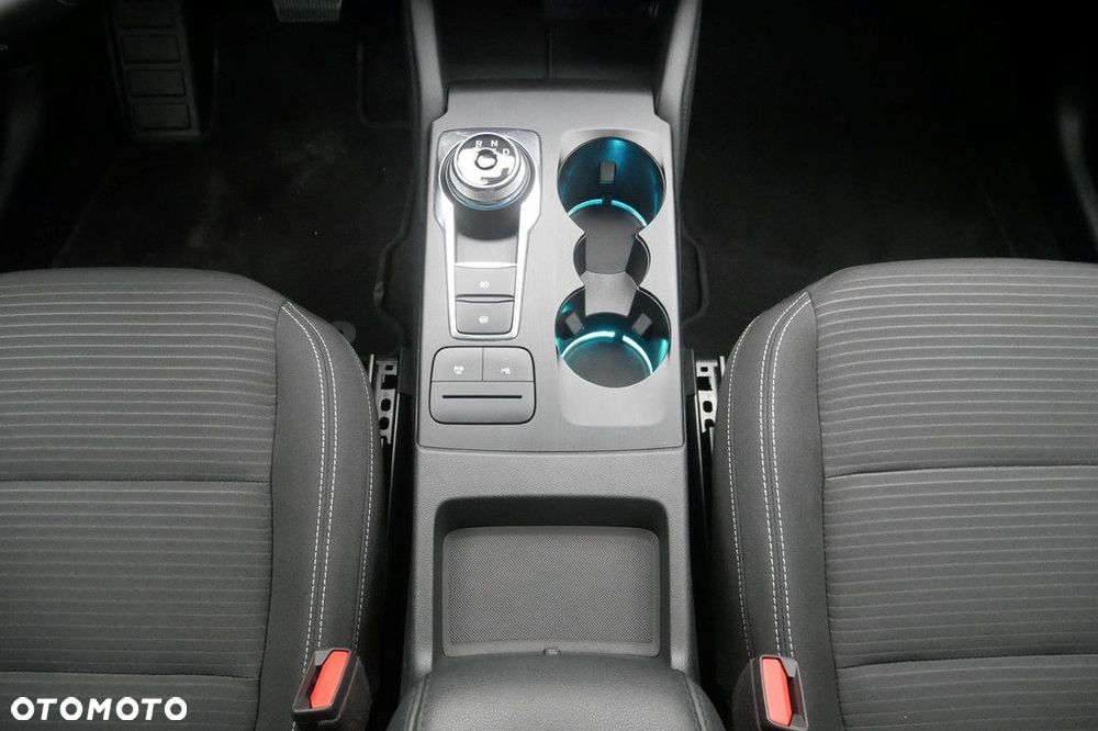Ford Kuga - 11