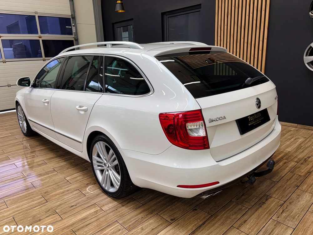 Skoda Superb 2.0 TDI Ambition DSG - 10
