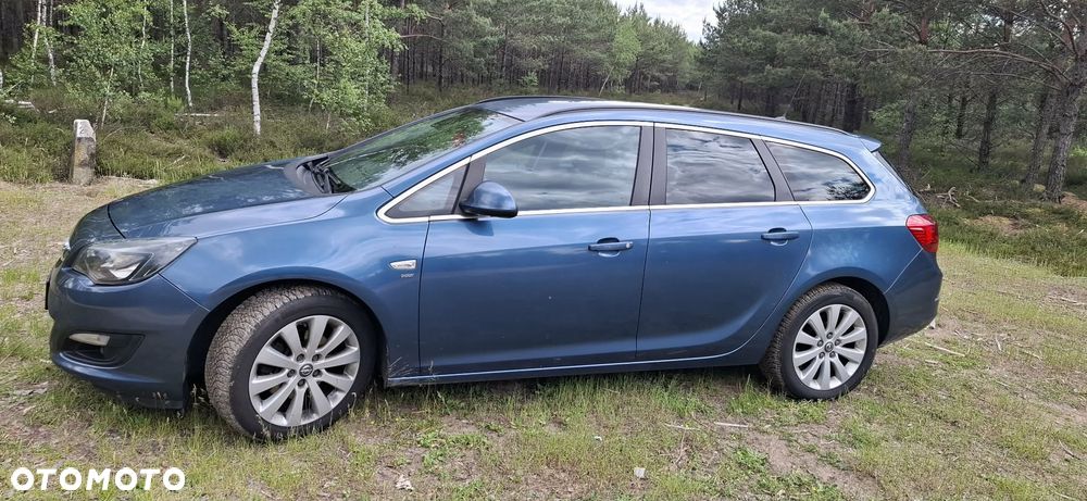 Opel Astra 1.6 T SIDI Cosmo EU6 - 1