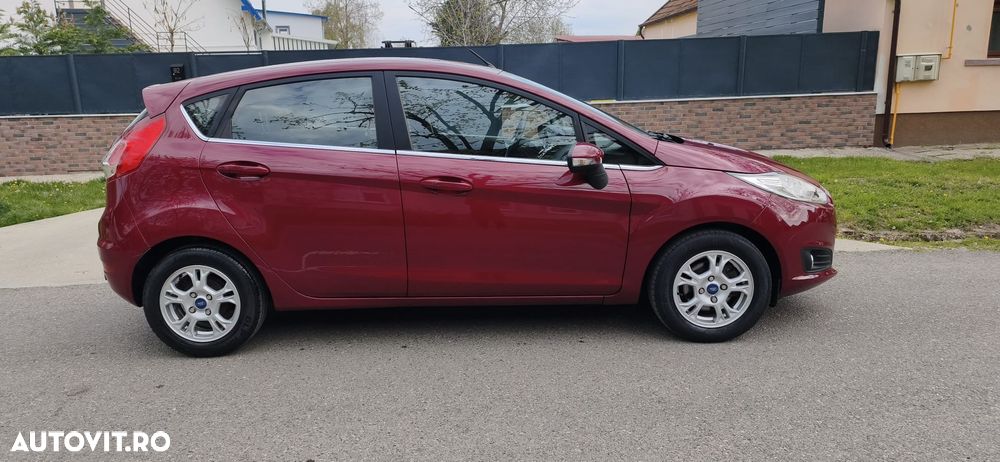 Ford Fiesta - 10
