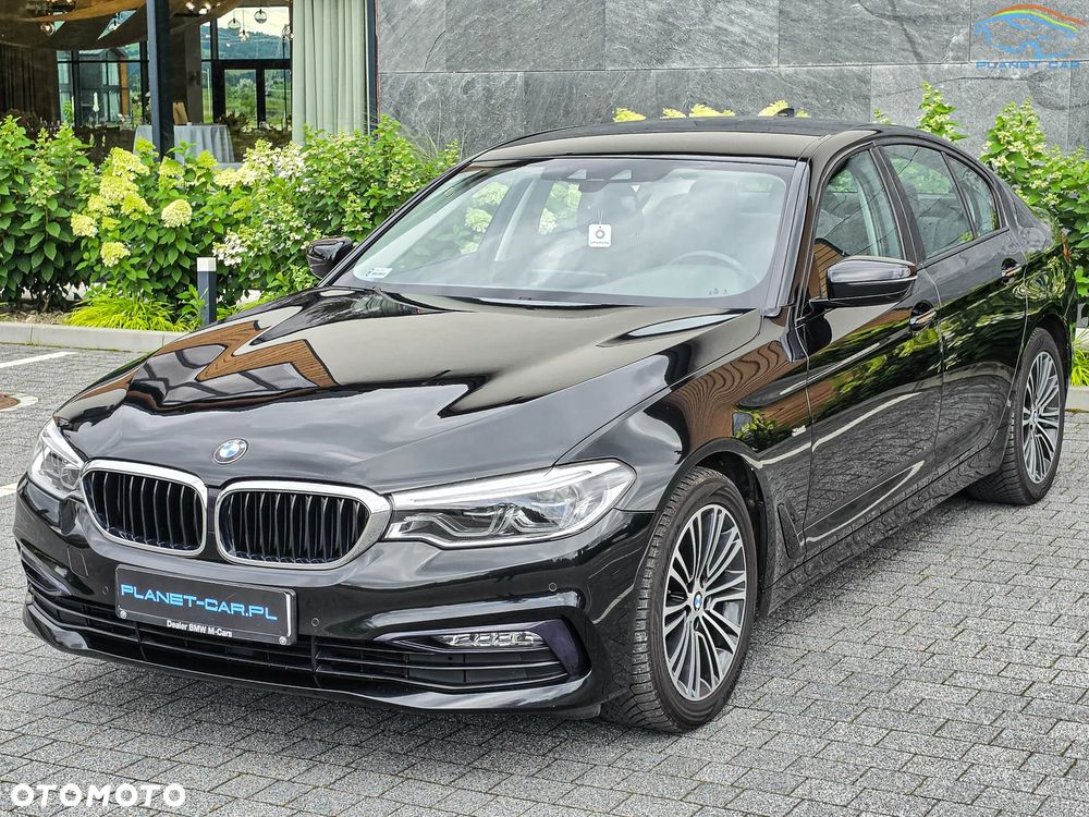 BMW Seria 5 525d Sport Line - 9