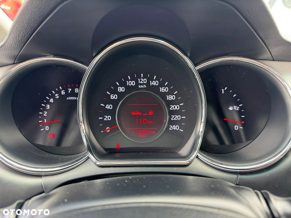 Kia Ceed 1.6 GDI Dream-Team Edition - 17