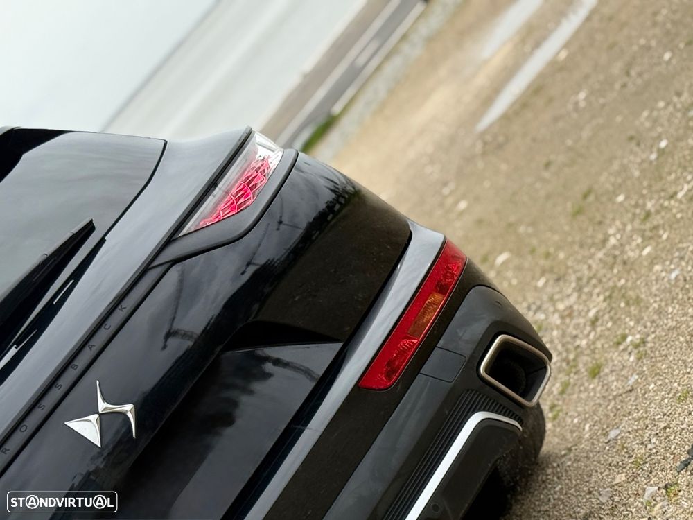DS DS7 Crossback E-Tense Performance Line EAT8 - 10