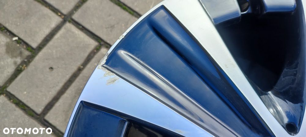 FELGI ALUMINIOWE STOPNIOWANE 5x112 2x 8Jx18 CALI ET43 2x 9Jx 18 CALI ET 52,5 fi 66,6 MERCEDES E CLS GLK GLS 4 SZTUKI KOMPLET - 12