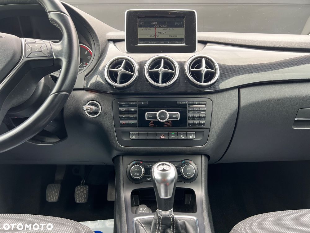 Mercedes-Benz Klasa B 200 CDI (BlueEFFICIENCY) - 17