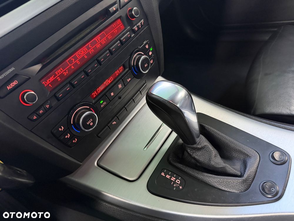 BMW Seria 3 320d DPF - 17