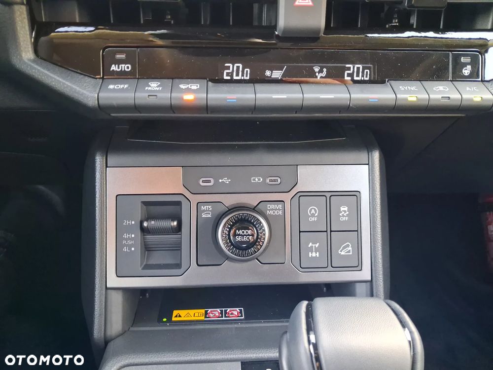 Toyota Hilux - 21