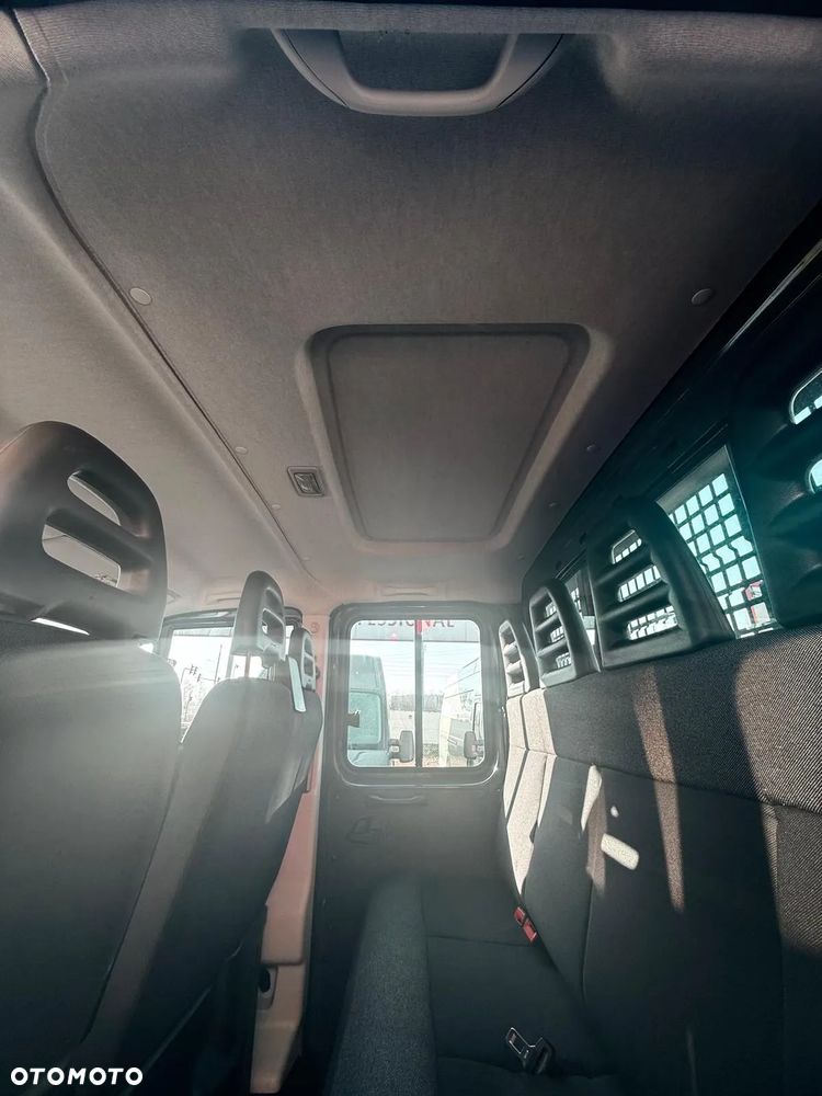 Iveco DAILY 35S16D dubel kabina 7 osób skrzynka gratis HAK 3.5T - 20