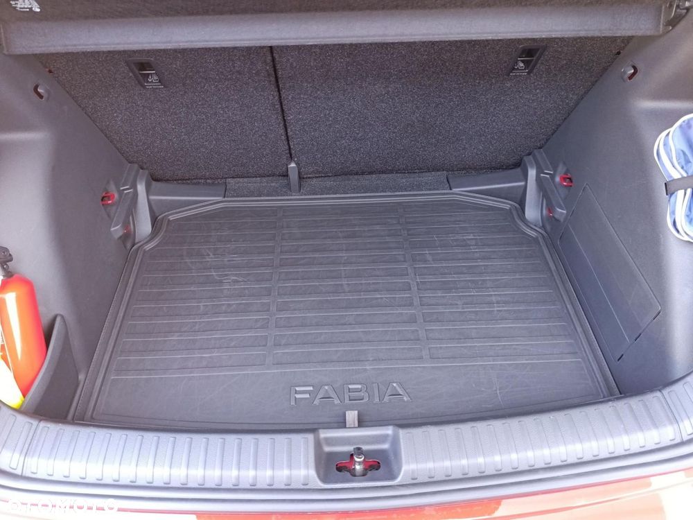 Skoda Fabia - 17