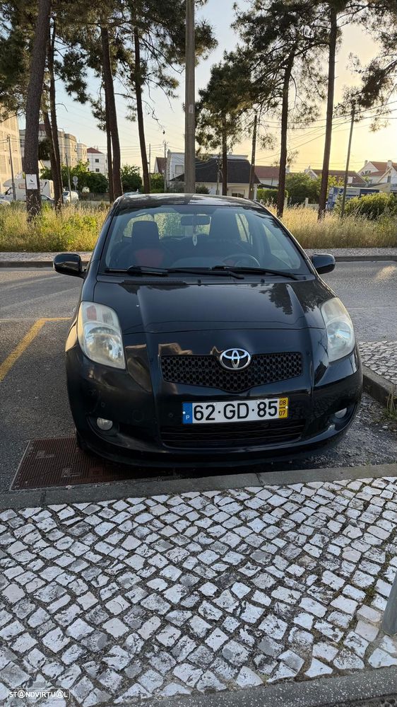 Toyota Yaris 1.4 D-4D - 1
