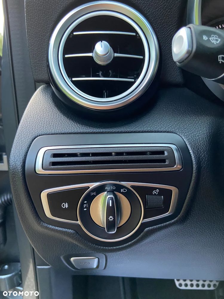 Mercedes-Benz GLC - 35