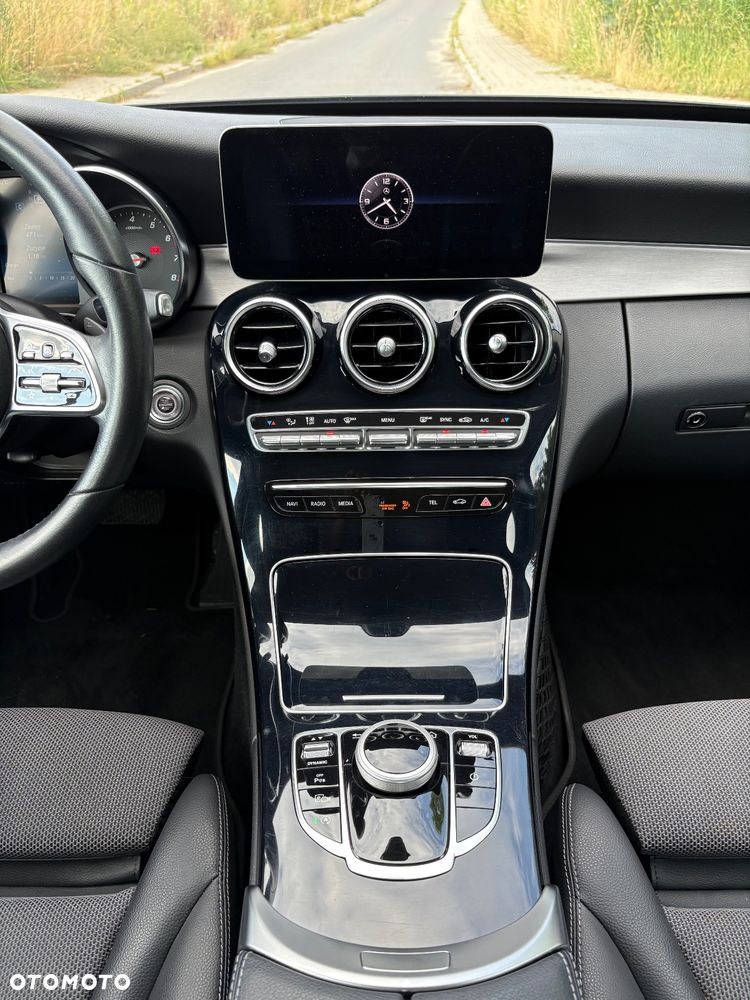 Mercedes-Benz Klasa C 180 9G-TRONIC - 9