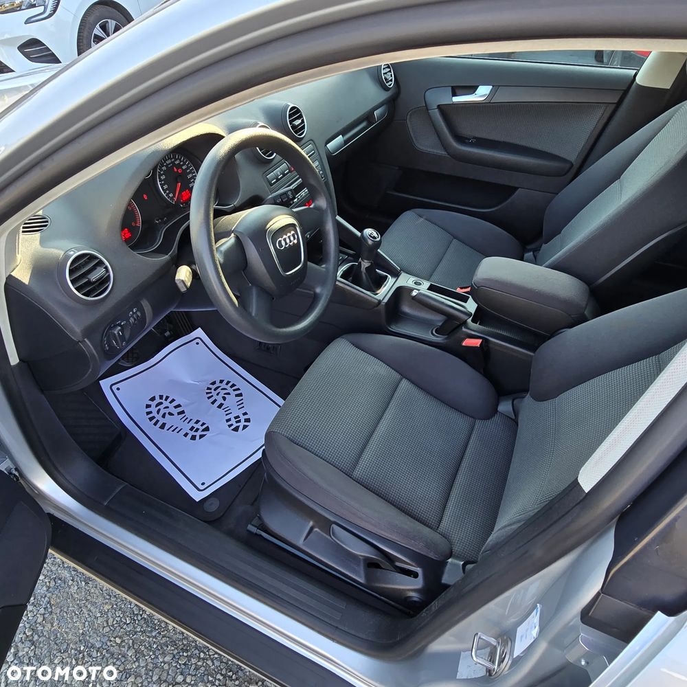 Audi A3 Sportback - 10