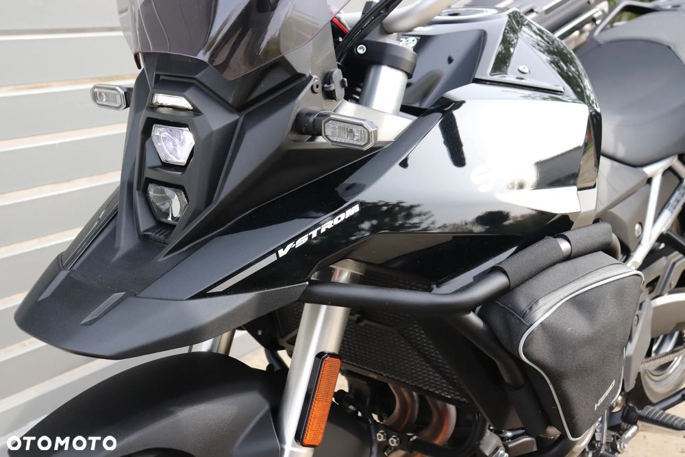 Suzuki V-STROM - 20