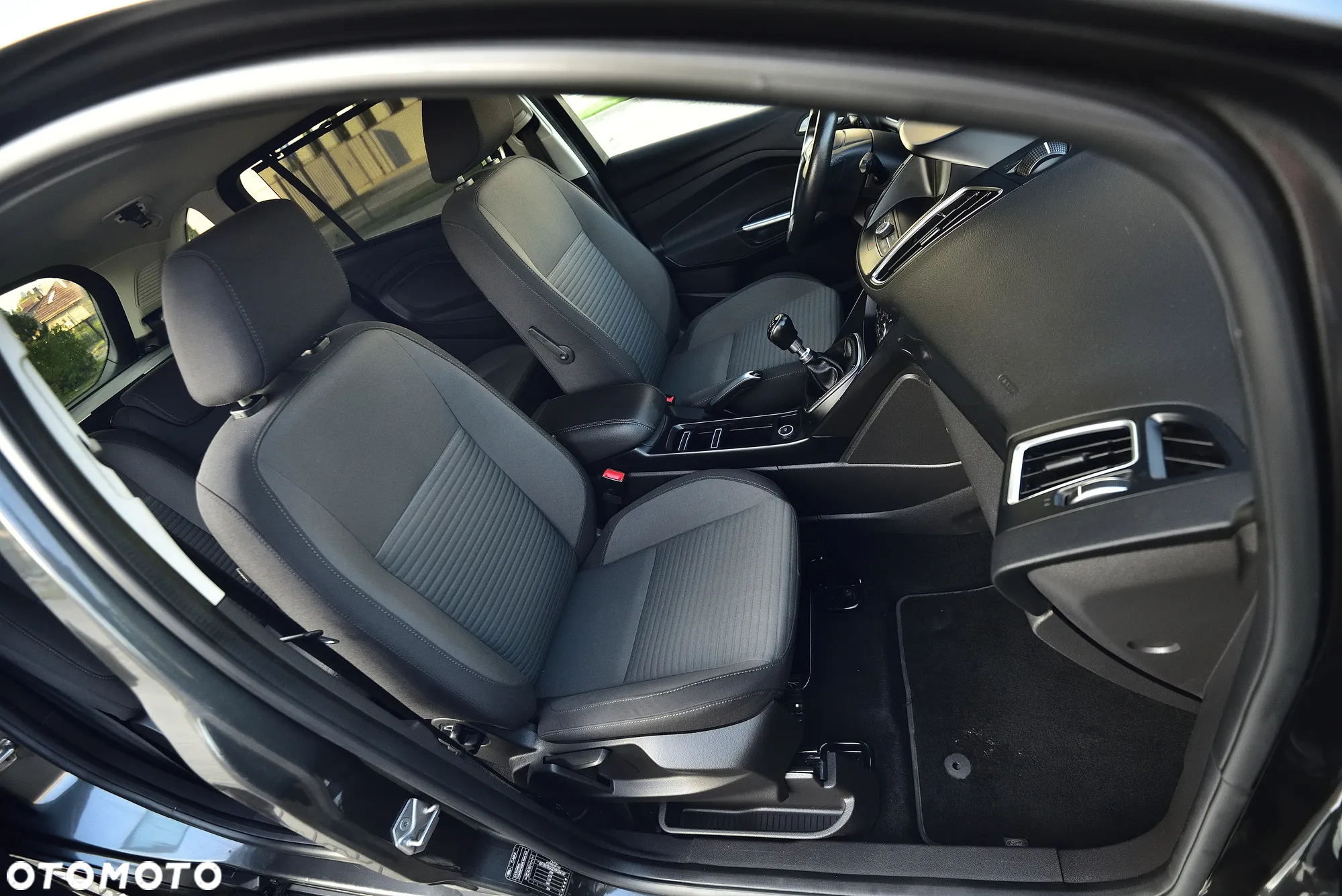 Ford Grand C-MAX Gr 2.0 TDCi Titanium ASS - 19