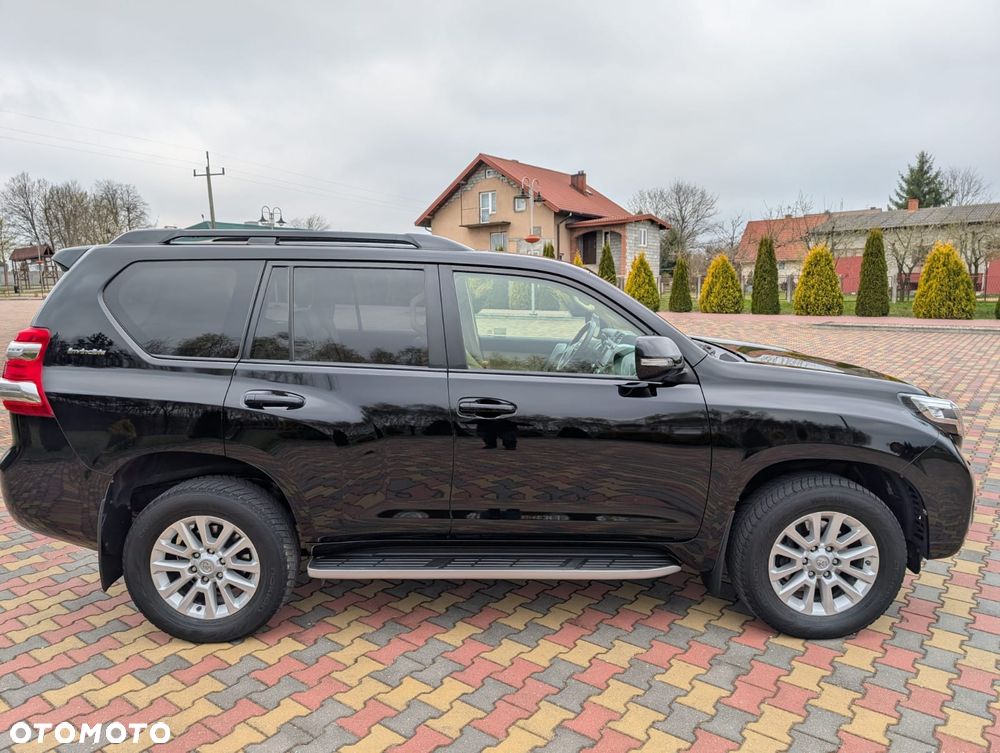 Toyota Land Cruiser LC 2.8 D-4D Invincible - 33