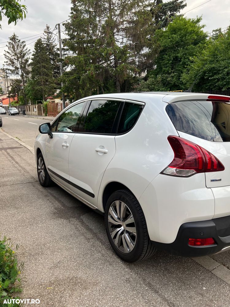 Peugeot 3008 1.2 PureTech Turbo S&S Allure - 5