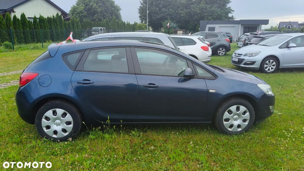 Opel Astra 1.4 EcoFLEX Design Edition - 4