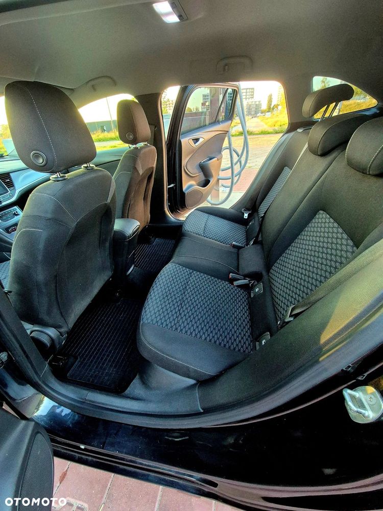 Opel Astra 1.6 CDTI DPF ecoFLEX TourerStart/Stop Exklusiv - 16
