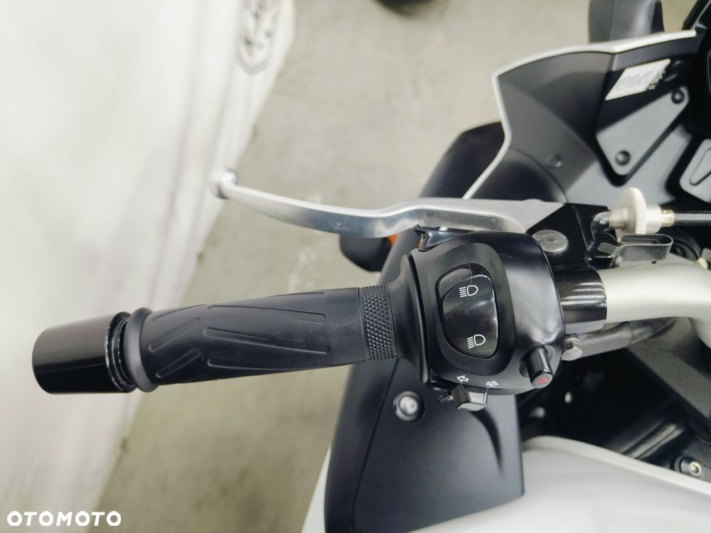 Yamaha XJ - 17