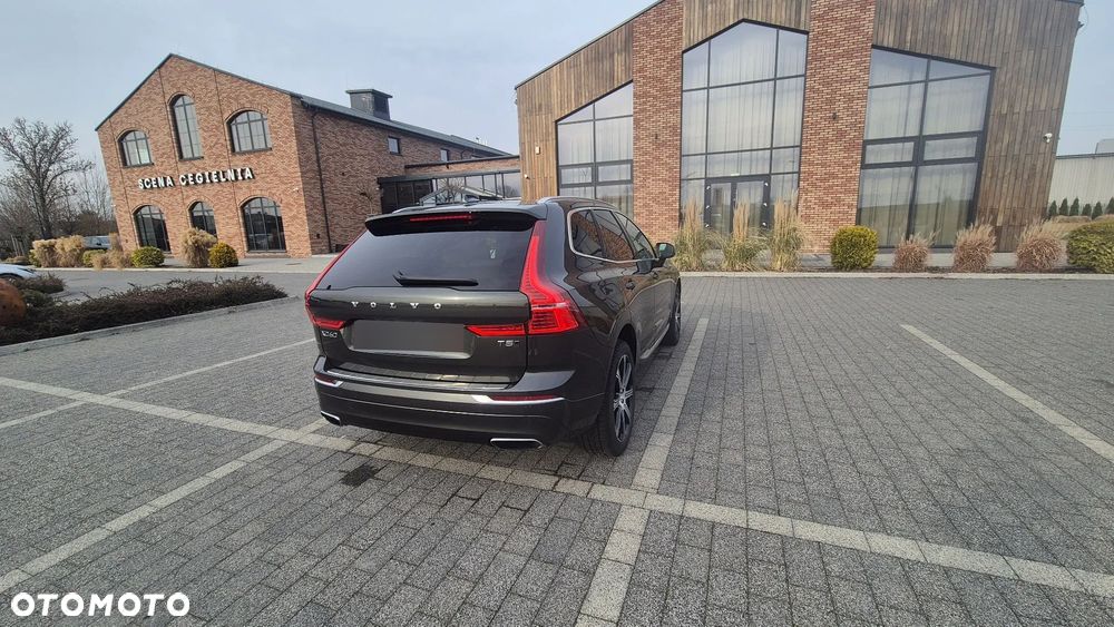 Volvo XC 60 T5 AWD Inscription - 12