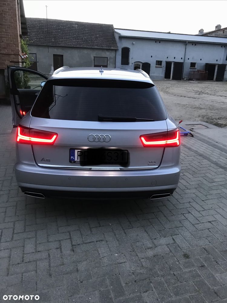 Audi A6 Avant 2.0 TDI Ultra DPF S tronic - 11