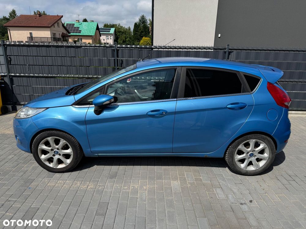 Ford Fiesta - 7