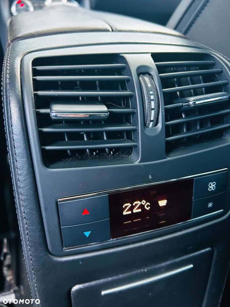 Mercedes-Benz CLS 63 AMG AMG SPEEDSHIFT MCT - 24