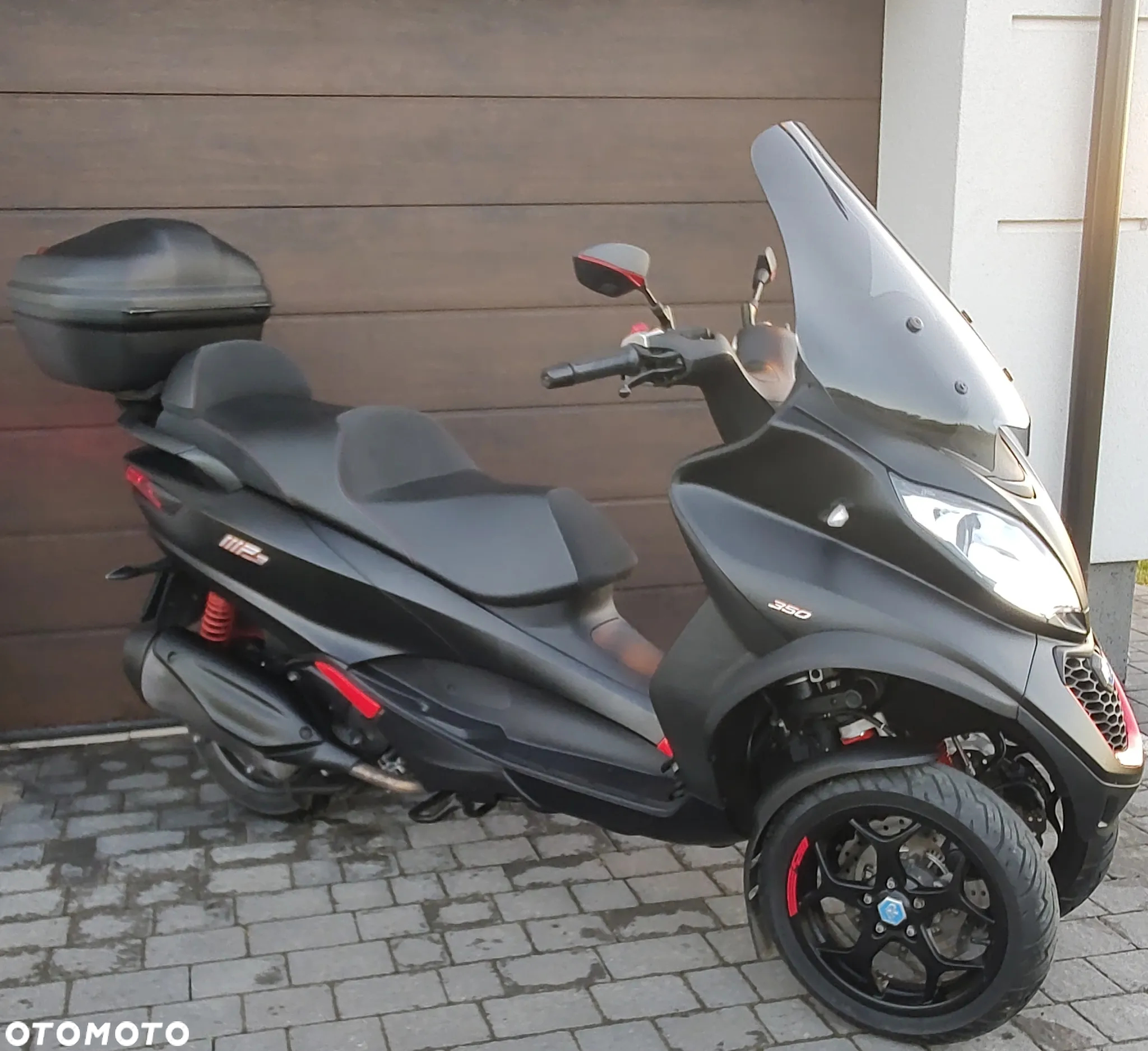 Piaggio MP-3 - 3