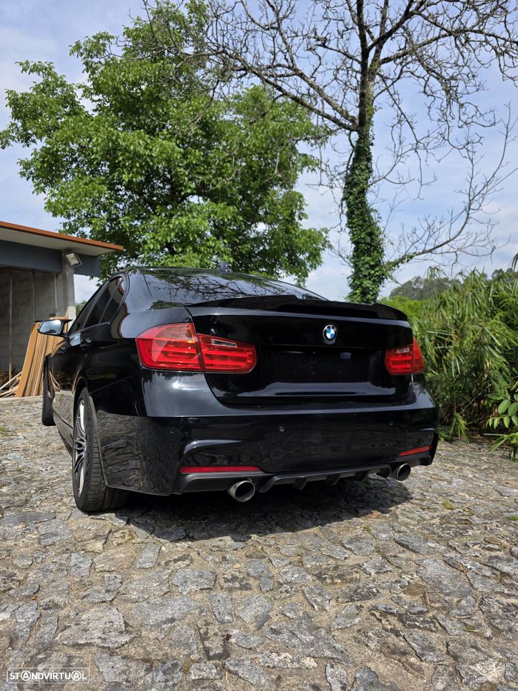 BMW 320 i Aut. - 7