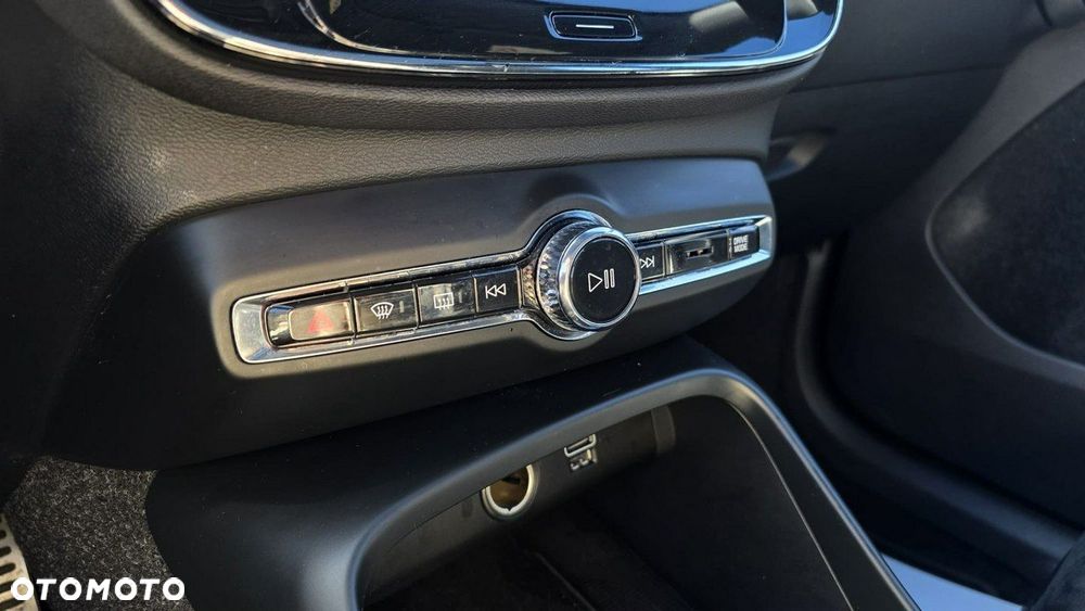 Volvo XC 40 - 19