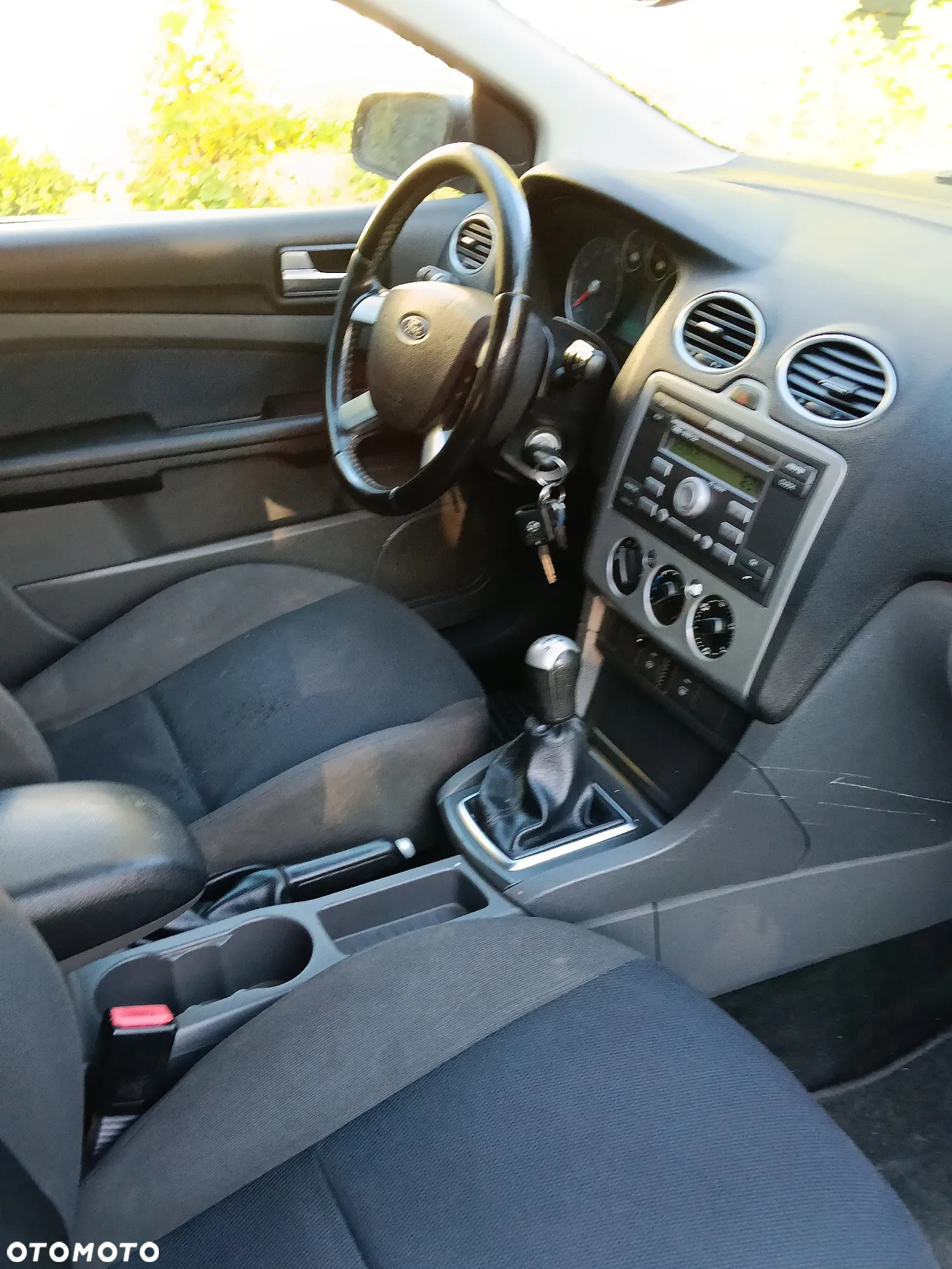 Ford Focus 1.6 16V Ambiente - 11