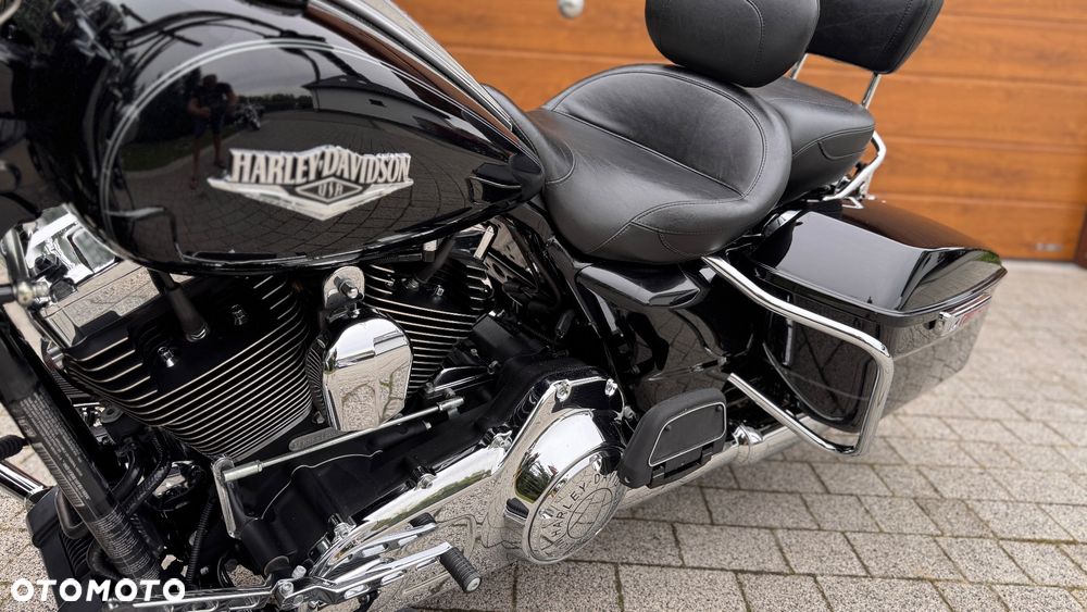 Harley-Davidson Touring Road King - 9