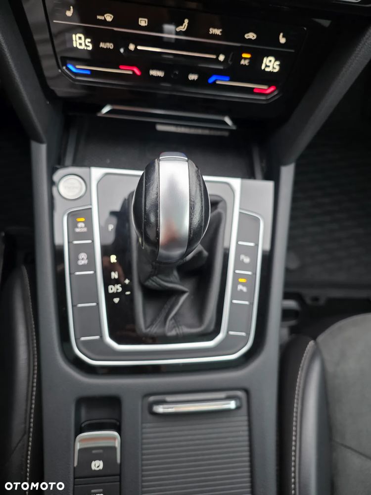 Volkswagen Arteon Shooting Brake 2.0 TDI SCR 4Motion DSG Elegance - 35