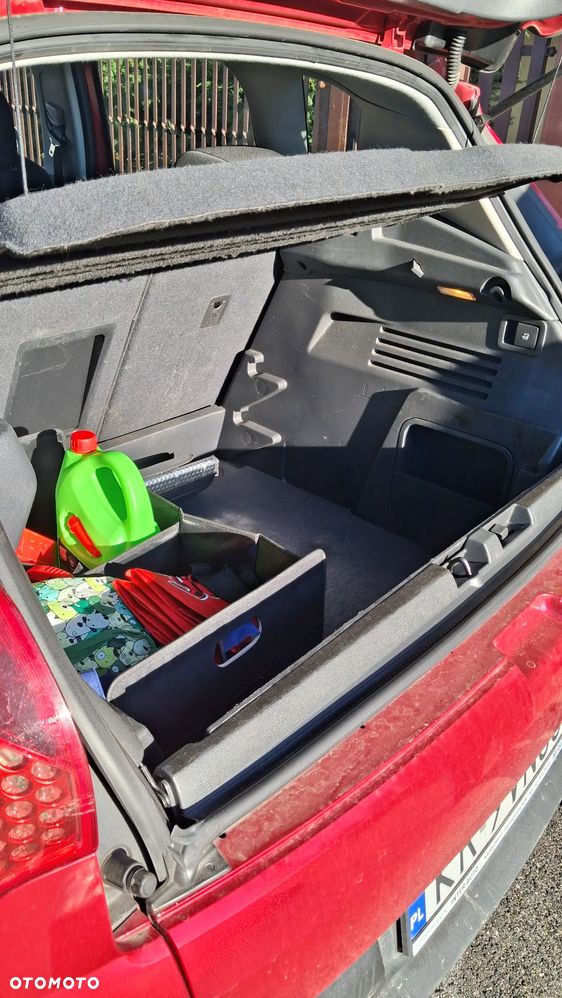 Peugeot 3008 1.6 HDi Trendy - 12