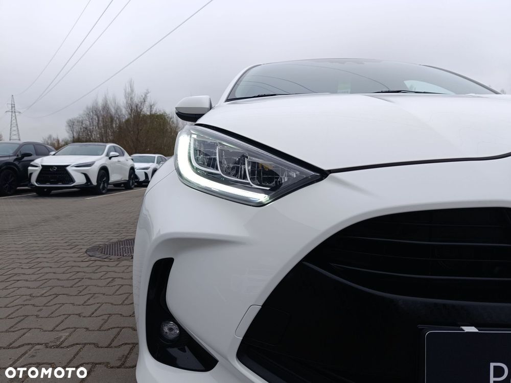 Toyota Yaris Hybrid 1.5 Comfort - 12